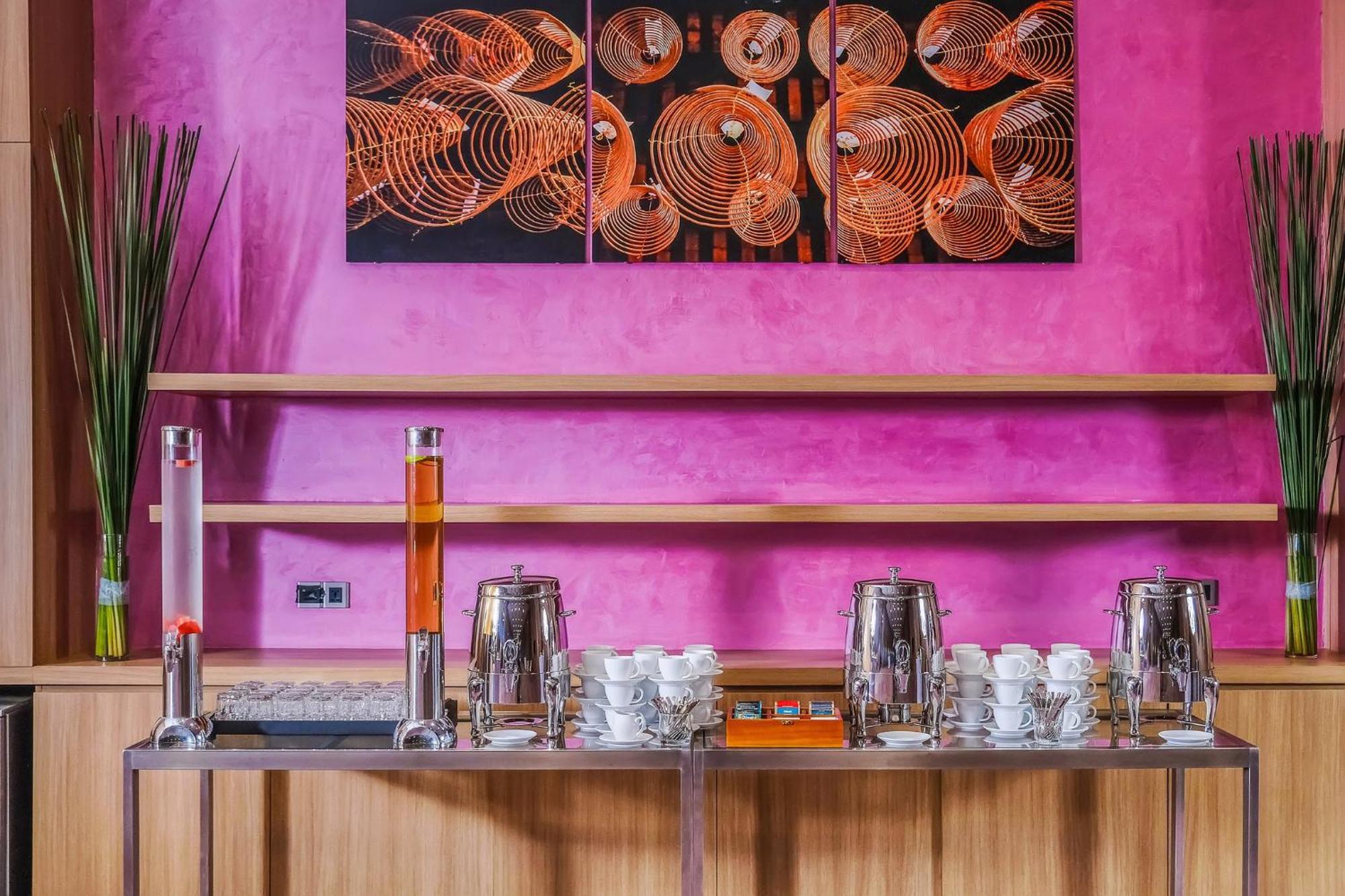 Holiday Inn & Suites Saigon Airport By Ihg Ho Chi Minh-staden Exteriör bild