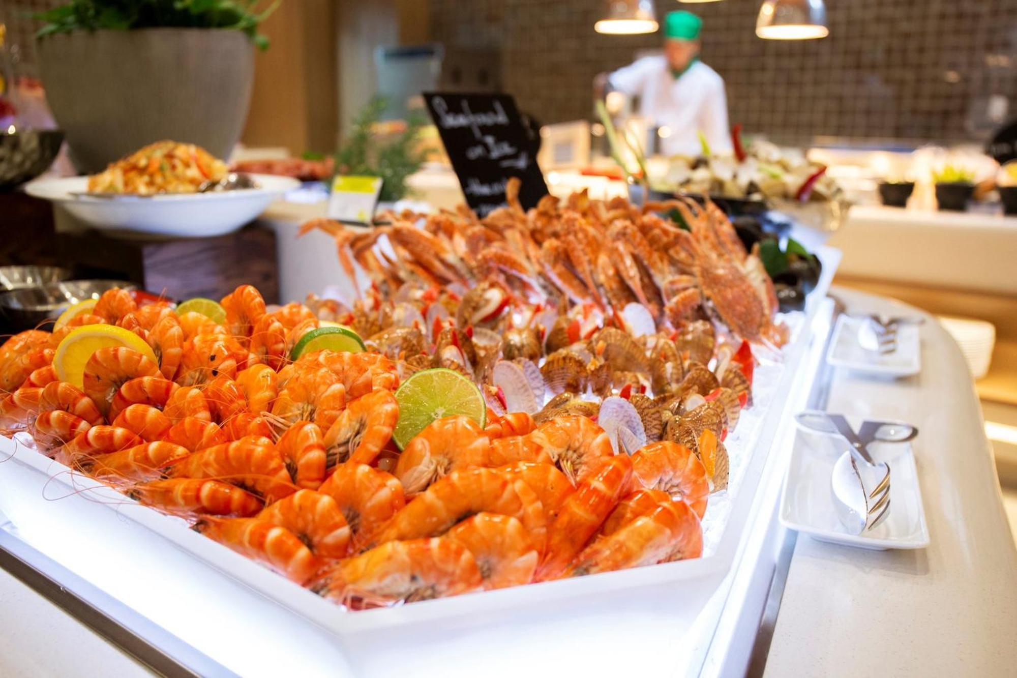 Holiday Inn & Suites Saigon Airport By Ihg Ho Chi Minh-staden Exteriör bild
