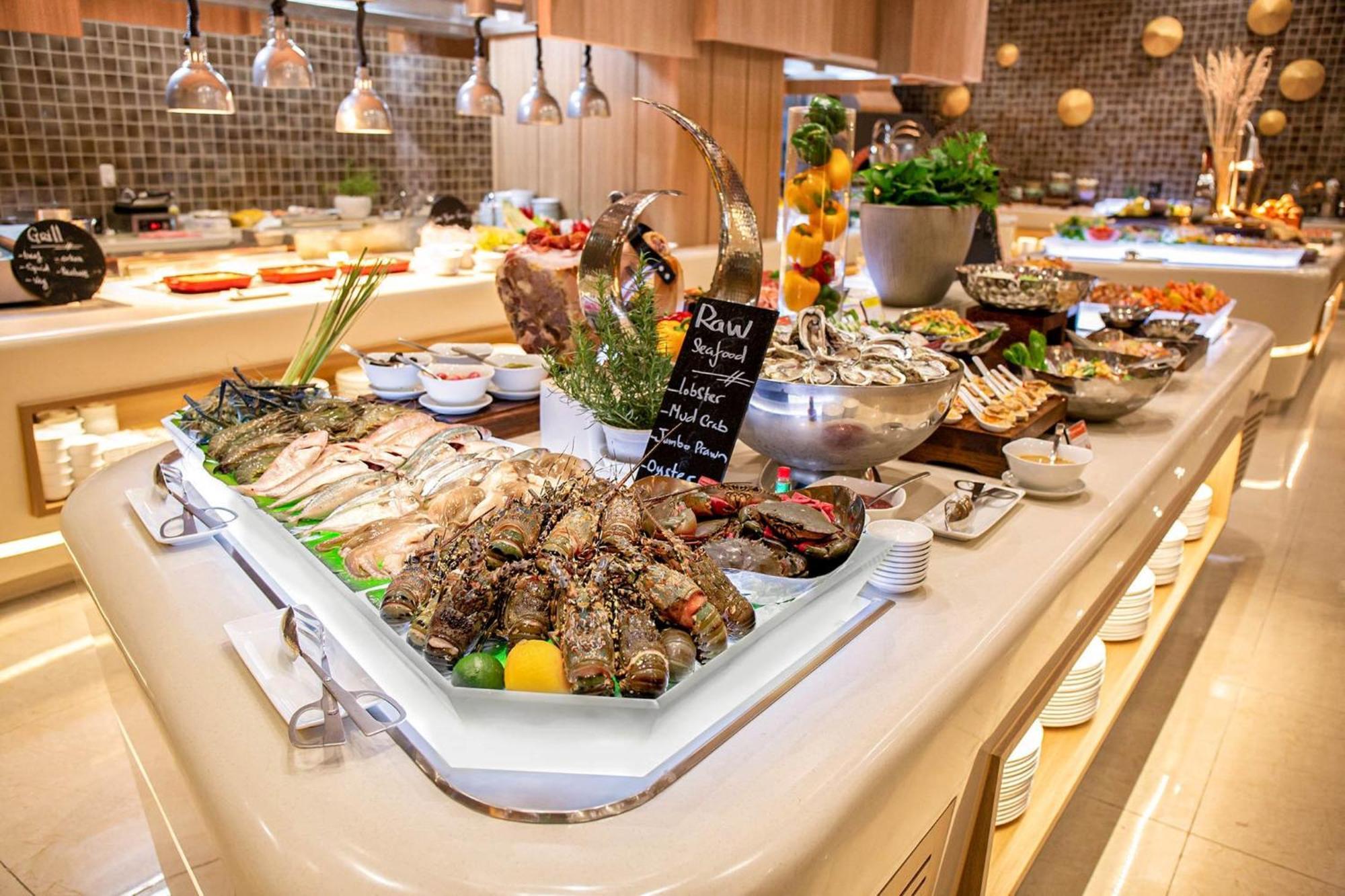 Holiday Inn & Suites Saigon Airport By Ihg Ho Chi Minh-staden Exteriör bild