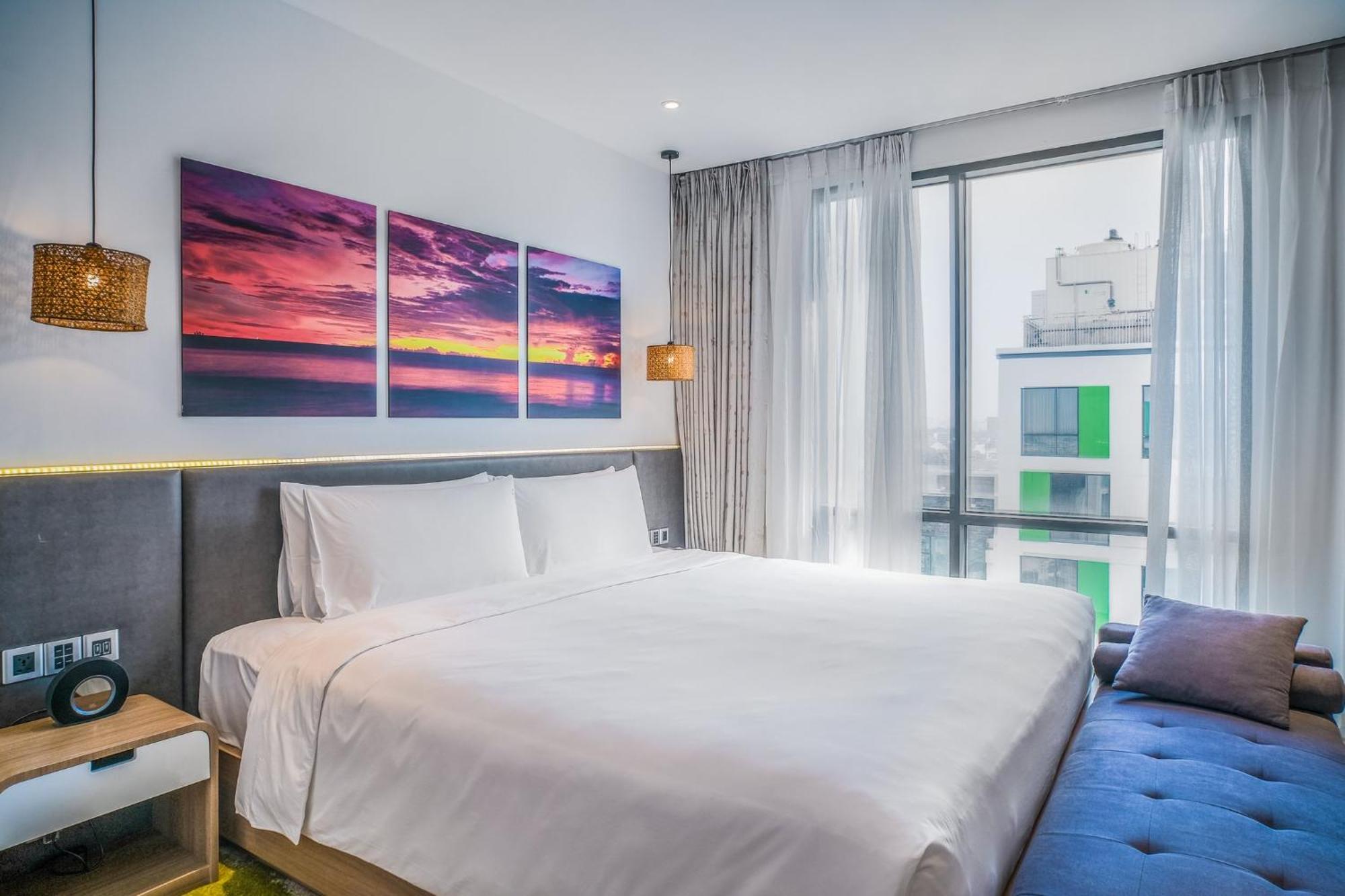 Holiday Inn & Suites Saigon Airport By Ihg Ho Chi Minh-staden Exteriör bild