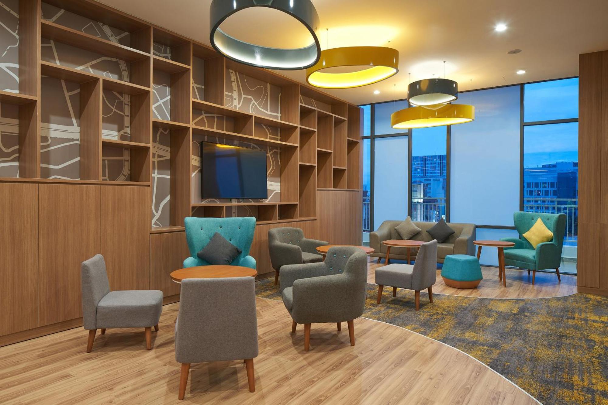 Holiday Inn & Suites Saigon Airport By Ihg Ho Chi Minh-staden Exteriör bild